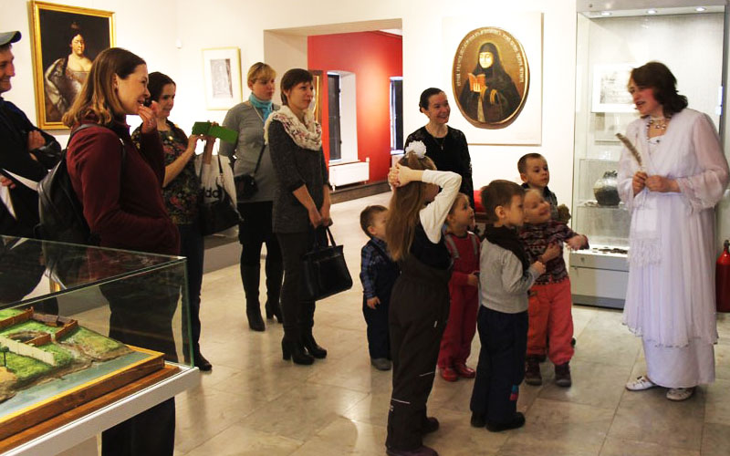 Продолжить покупку Card image cap